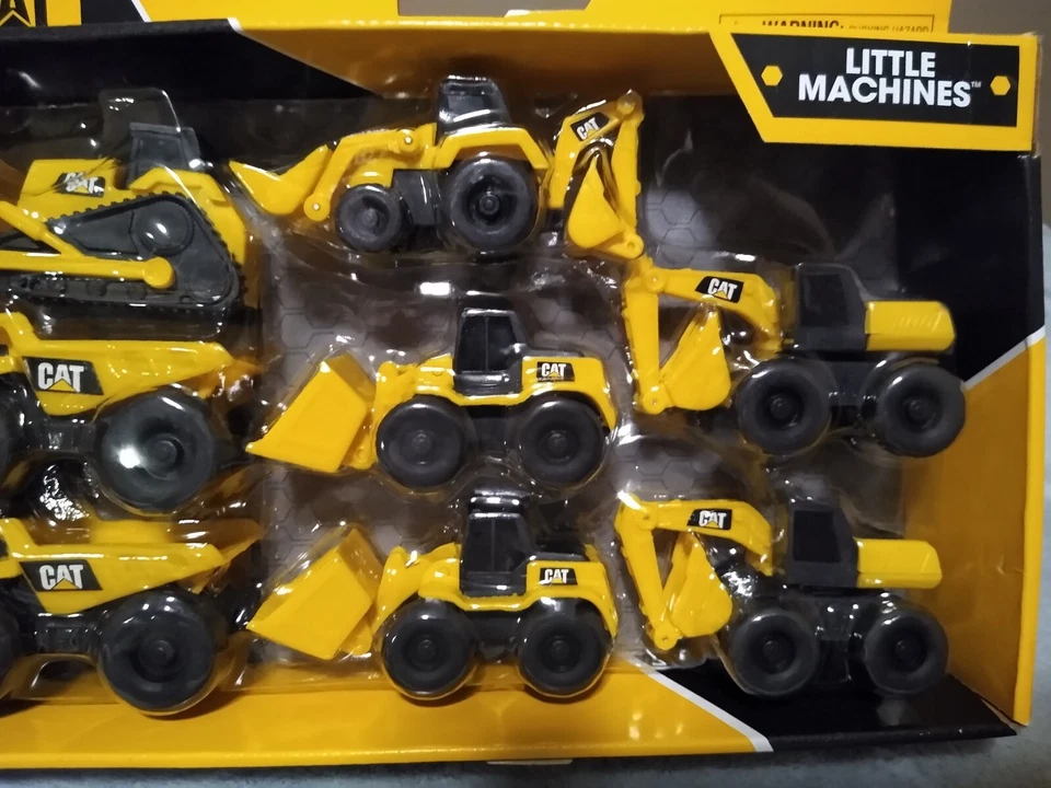 Caterpillar 8 Equipment Toy Backhoe Bull Dozer Excavator Wheel Loader Dump Truck - Image 3 of 4