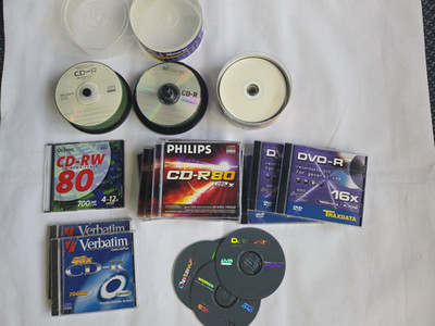 Restposten 70 x Verbatim, Philips, Memorex, Titan Rohling CD R & CD RW Discs DVD