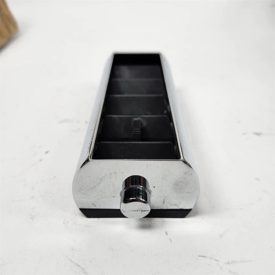 67 1967 Pontiac Bonneville... LH&RH Inside Air Deflectors NOS 9786695 9786696 - Image 4 of 4