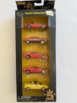 MAISTO FERRARI COLLECTION Gift-Pack 4 Red Diecast Cars & 1 Yellow 5 Star Series