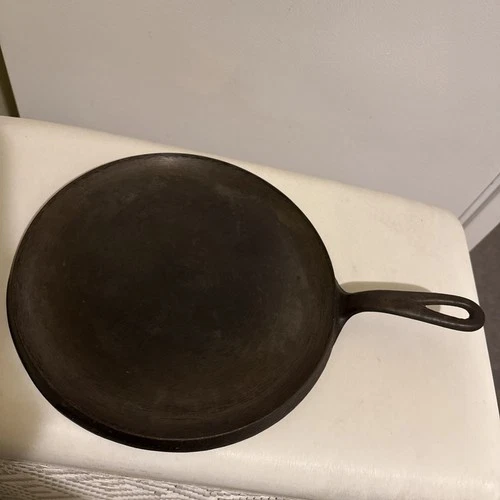 Vtg Wagner Ware Sidney -O- Cast Iron Round Handled Griddle 1109D, Stylized Logo