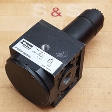 Parker P3NRA96BNN Air Regulator, 3/4", 1" NPT Ports, 250 PSI, 17 Bar - USED
