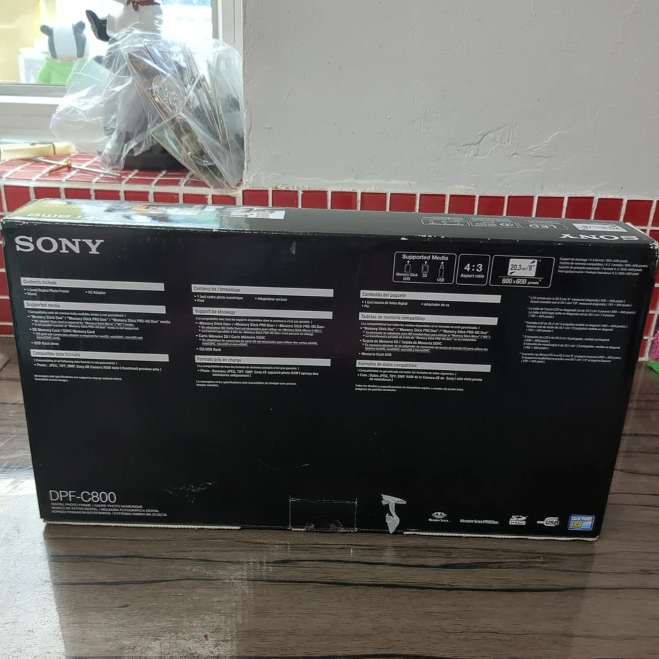 Sony S-Frame Digital Photo Frame DPF-C800 8" Boxed New - Image 4 of 4