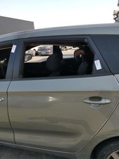 Porte arrière et accessoires Kia CARENS
