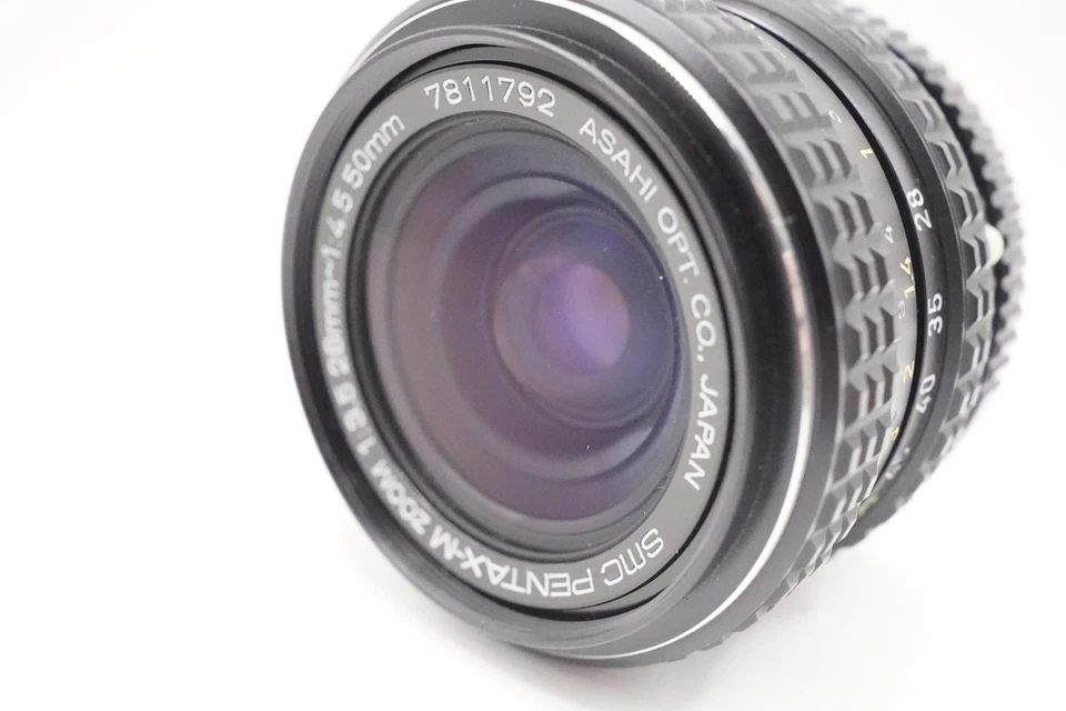 SMC PENTAX-M 28-50mm F/3.5-4.5 MF zoom lens K mount [N.Mint] - Image 3 of 4