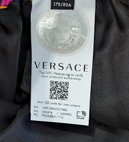 $825 Mens Versace Greca Monogram Cotton Blend Shorts Magenta/Tangerine 48 US 32 - Picture 4 of 5