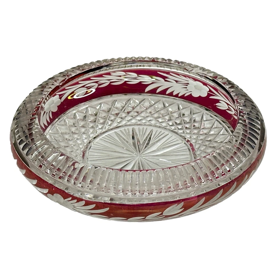 Vintage Ebeling & Reuss Marchioness Ruby Red Glass Flower Motif Ashtray - Image 2 of 4