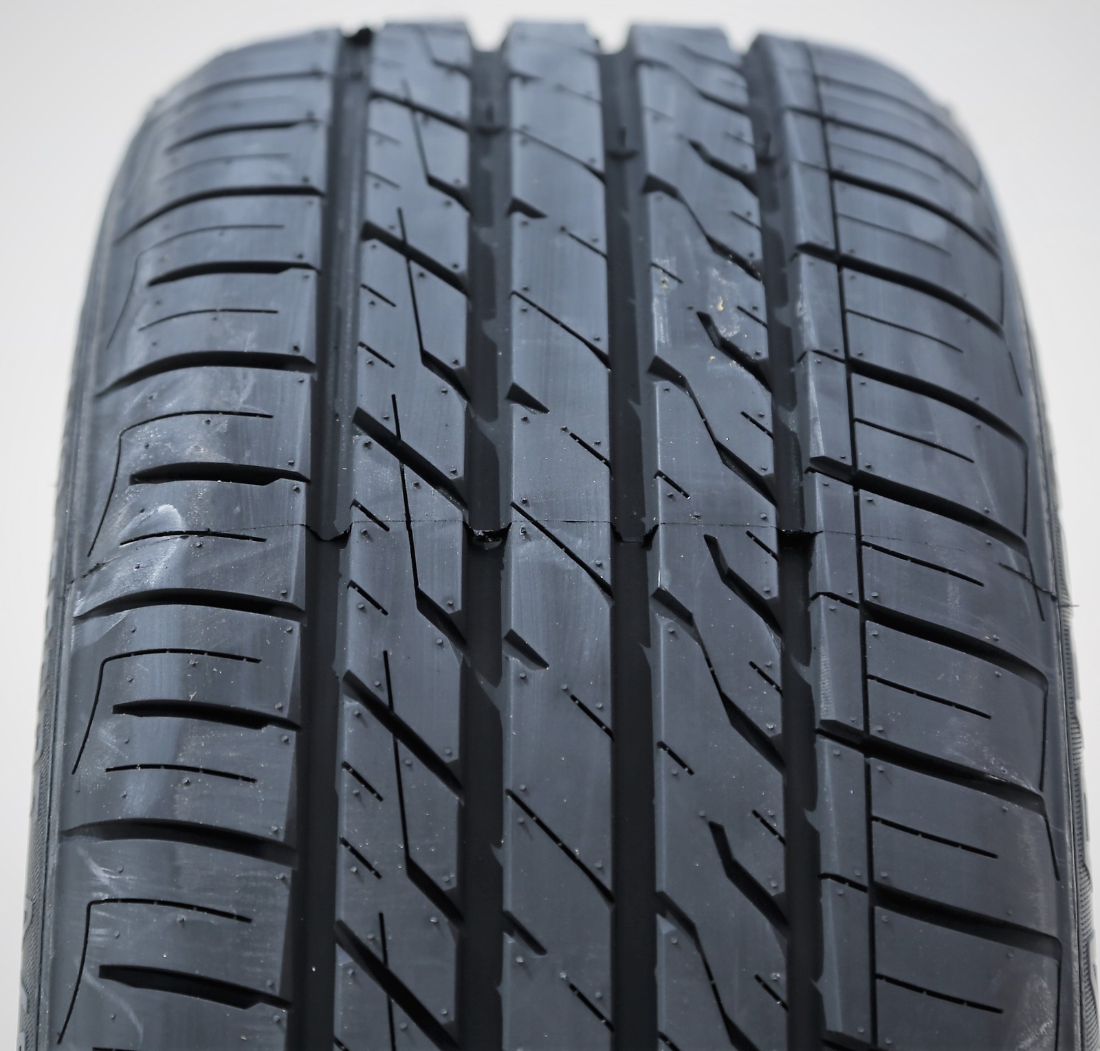 4 Tires 255/45R19 Arroyo Grand Sport A/S AS High Performance 104W XL | eBay