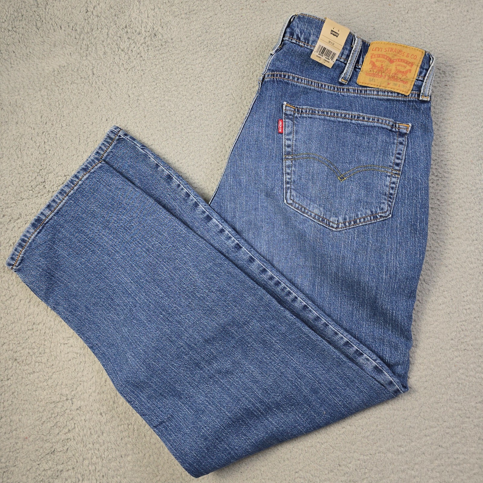38x32 Blue Denim Distressed Athletic Taper Ease Nwt