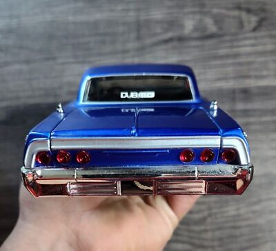 Jada Toys Dub City Old Skool 1964 Chevy Impala Blue 1:24