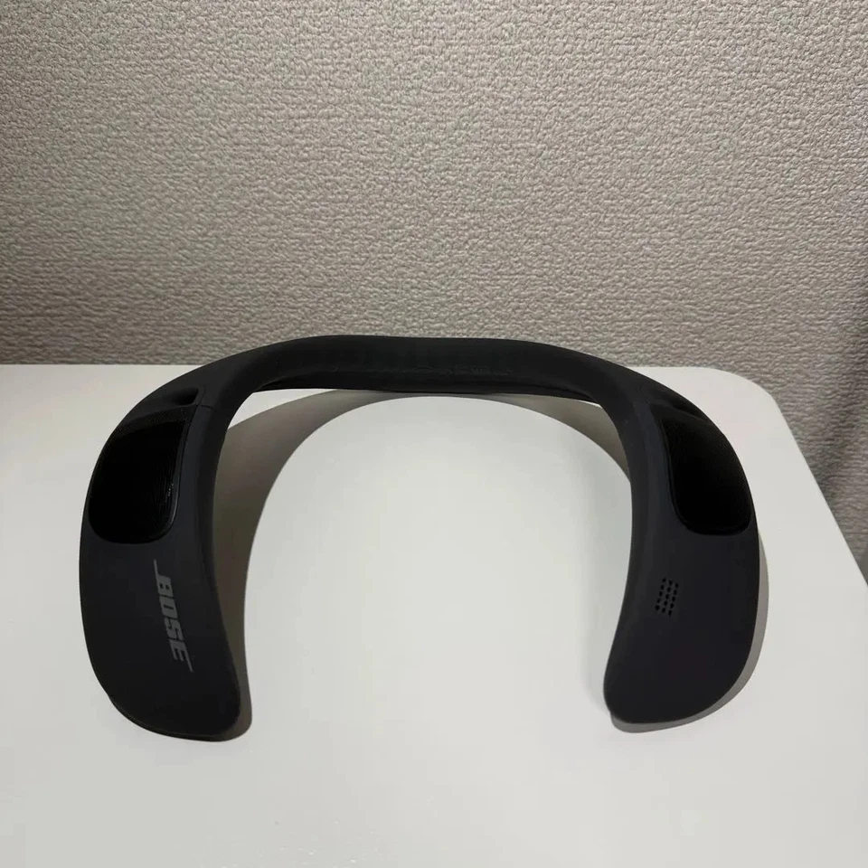 Bose SoundWear Companion Black Bluetooth Wearable Neck Speaker Portable from JP - Image 3 of 4