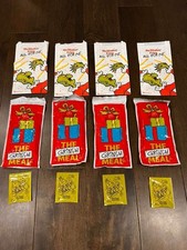 McDonald  s Grinch 2025 Lot 4 Mystery Socks  Pickle Salt Seasoning McShaker Bag