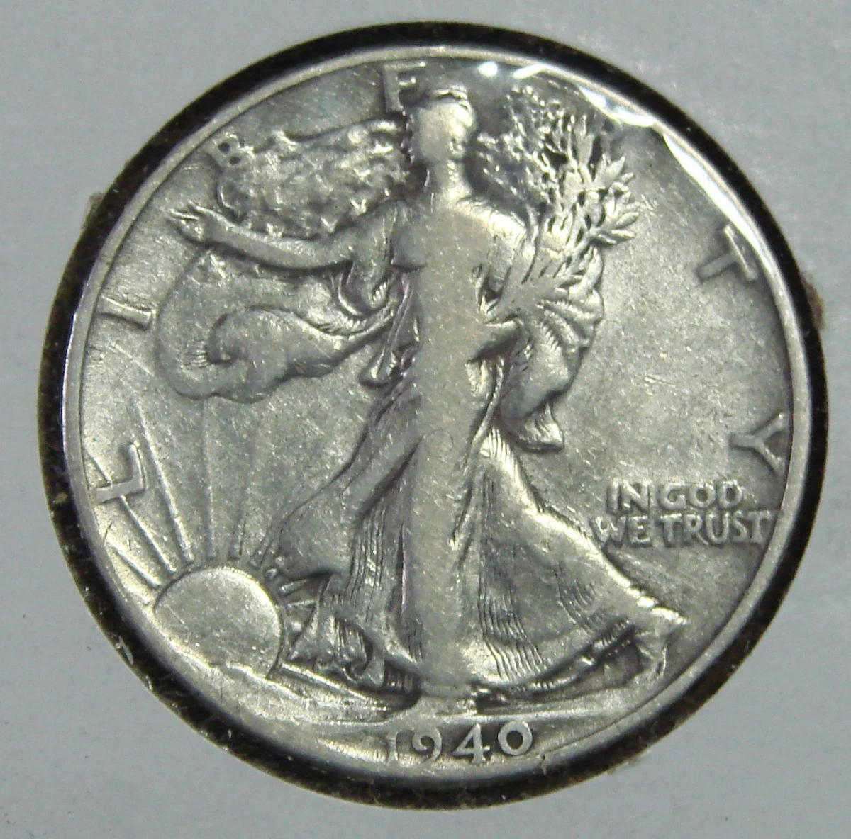 1940 XF Walking Liberty Half Dollar – Circulated Silver 50C Coin, Philadelphia Mint, Business Strike