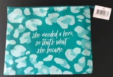 BRAND NEW Thrive Causemetics SHE NEEDED A HERO Make-Up Case Zip Top 10.5" X 8"