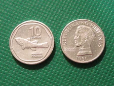 1990 Philippines 10 sentimos coin   Pygmy Goby FISH worlds smallest fish !! FAO