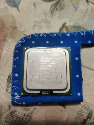 INTEL Pentium 4 CPU 3.00GHz 1MB C/ 800FSB LGA775 SL7J6 SL7PU 3.0 Socket 775 P4