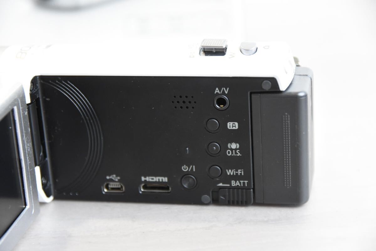 Panasonic HC-V520M Digital Video Camera White Good | eBay