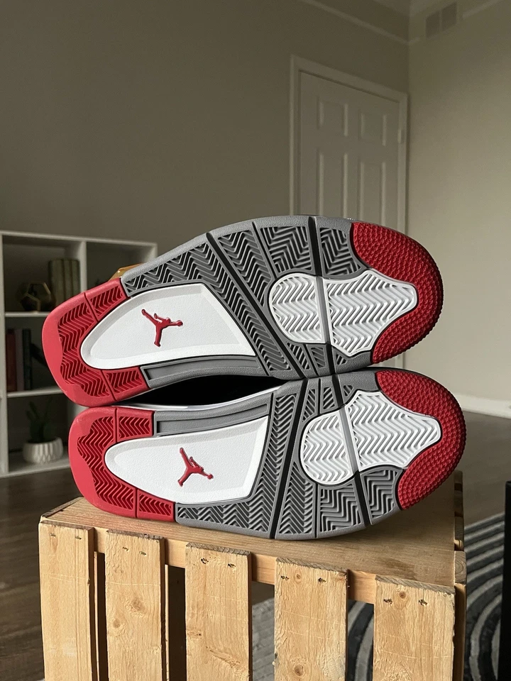 Size 11 - Jordan 4 Retro Black Cement 2012 Sneakers Mens 308497-089 Ship Fast! - Image 2 of 4