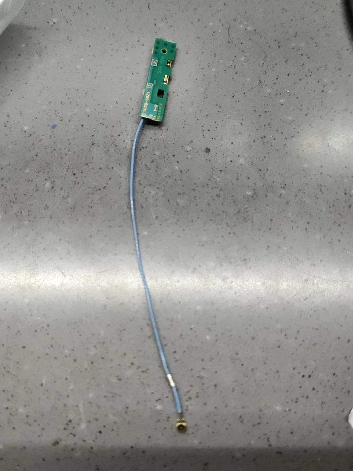 GENUINA SONY XPERIA Z4 TABLET Repuesto Antena PCB + Cable SOT31 Foto 2 de 2
