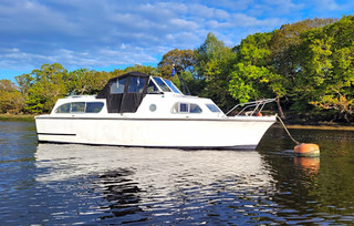 Elysian 27 Centre Cockpit 1.5 BMC Diesel Cruiser Motor Boat Classic