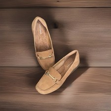 NWOB Easy Spirit Amalie Slip On Loafers Womens Suede Camel Comfort Size 7.5 Wide