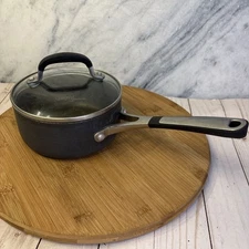 Simply Calphalon 8701  1qt Non Stick Sauce Pan
