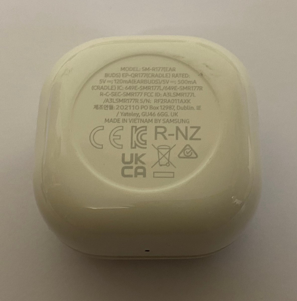 【開封済み未使用】Samsung Galaxy Buds2 White Samsung Galaxy Buds2 Pro | Overview, Specs, Details | SHI