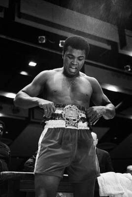 Muhammad Ali Admiring His Championship Title Belt 1971 OLD BOXING PHOTO