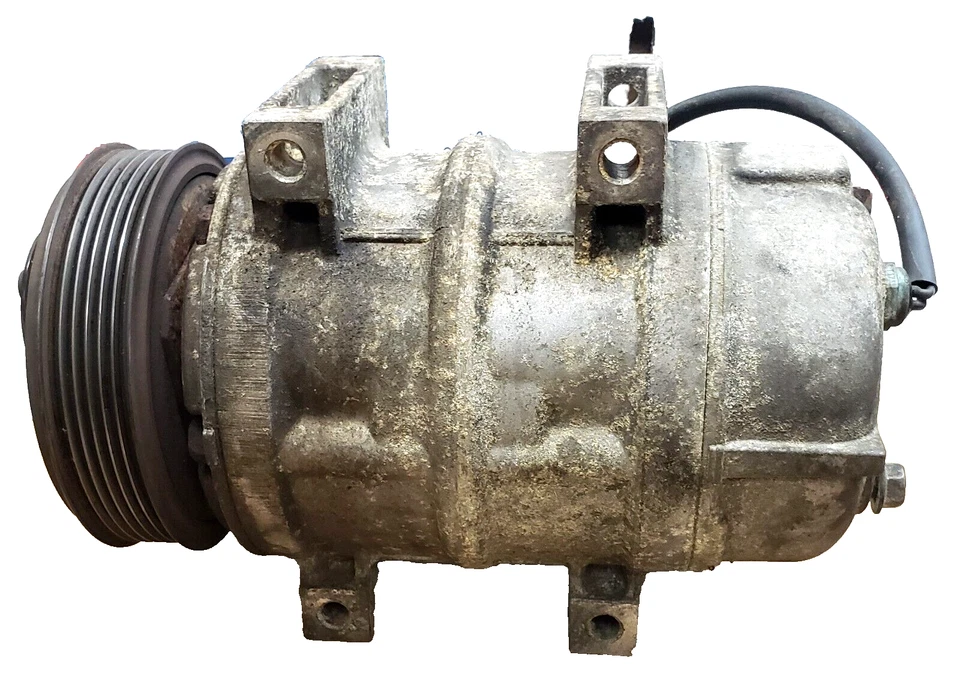 1999–2001 Volvo S60 2.4 FWD A/C Compressor OEM - Image 2 of 4