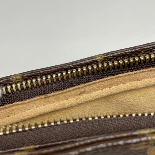 Louis Vuitton Looping Shoulder Bag Monogram Brown - Picture 7 of 7