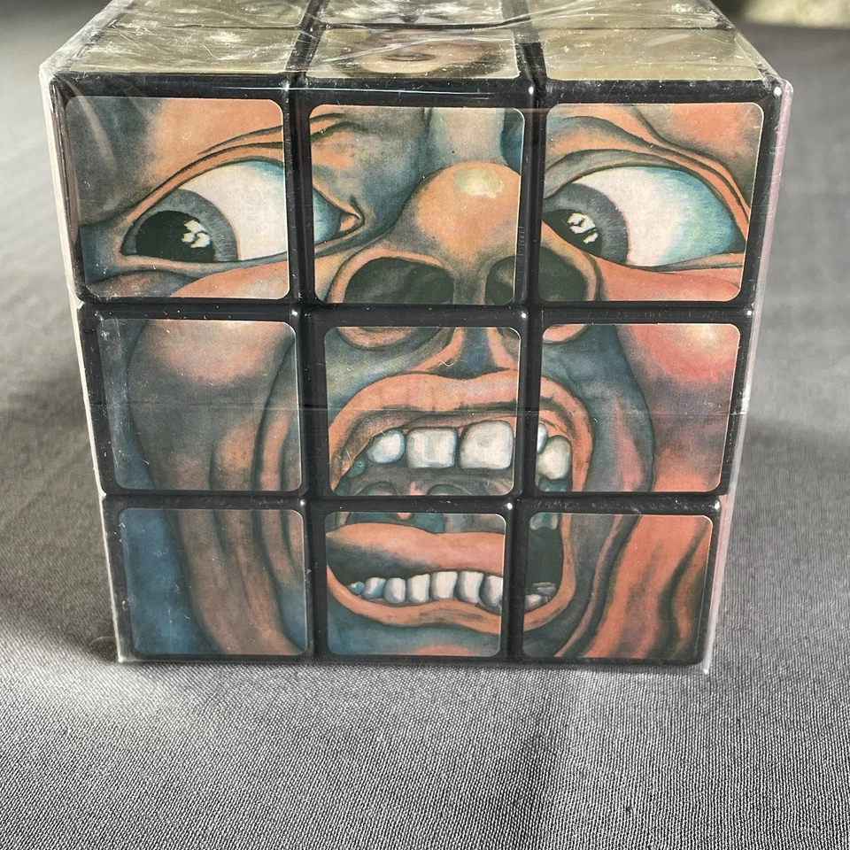 King Crimson Rubik’s Cube (The Crimson Cube) 4” X 4” In The Court NUEVO RARO Foto 2 de 4