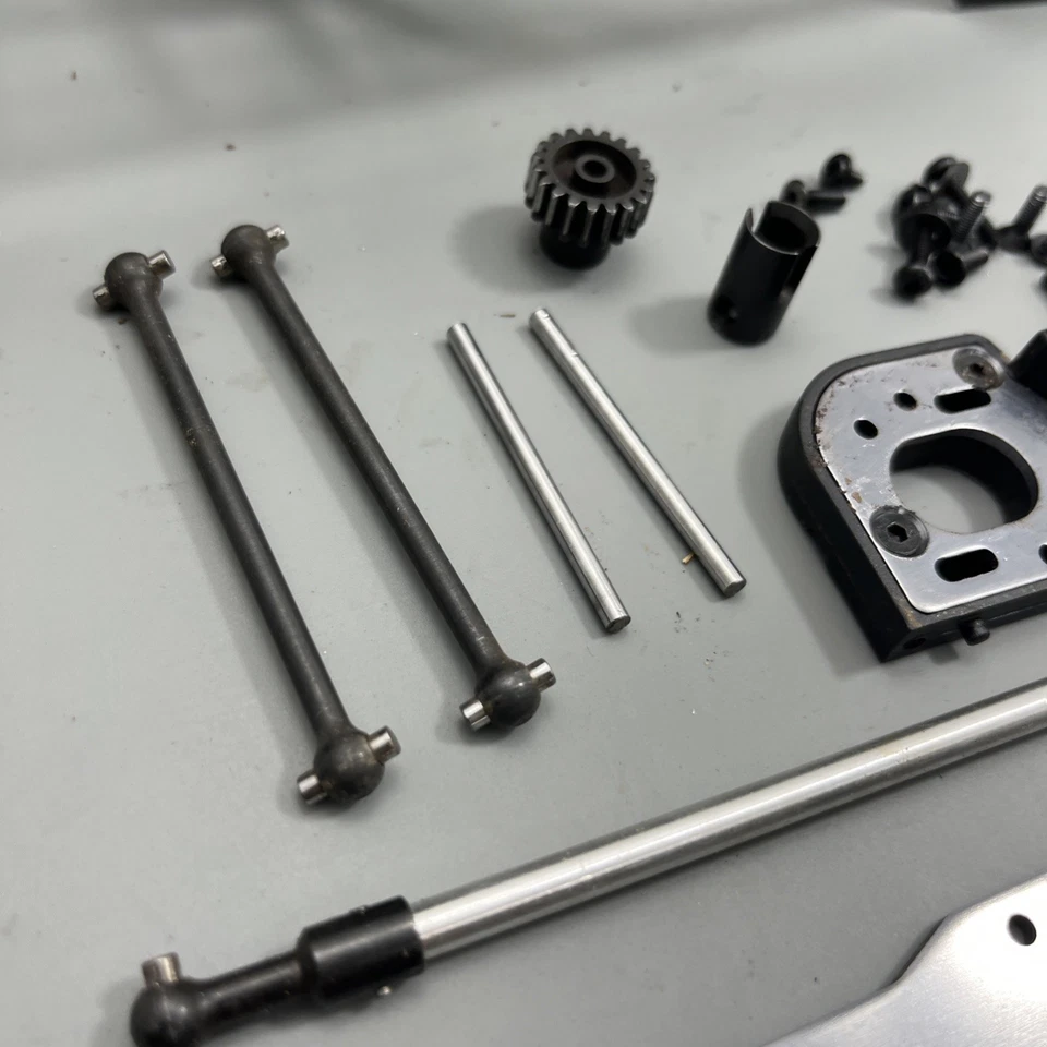 Redcat Racing Blackout SC used where end replacement parts shocks transmission - Image 2 of 4