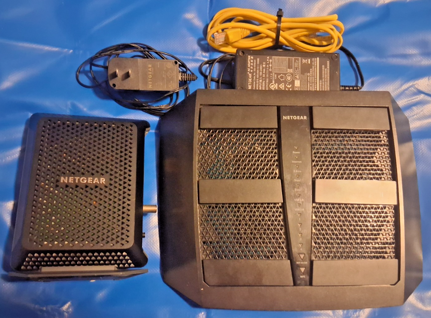 NETGEAR Nighthawk X6 R8000 Tri-Band Router & CM700 Modem -Complete In Box Bundle