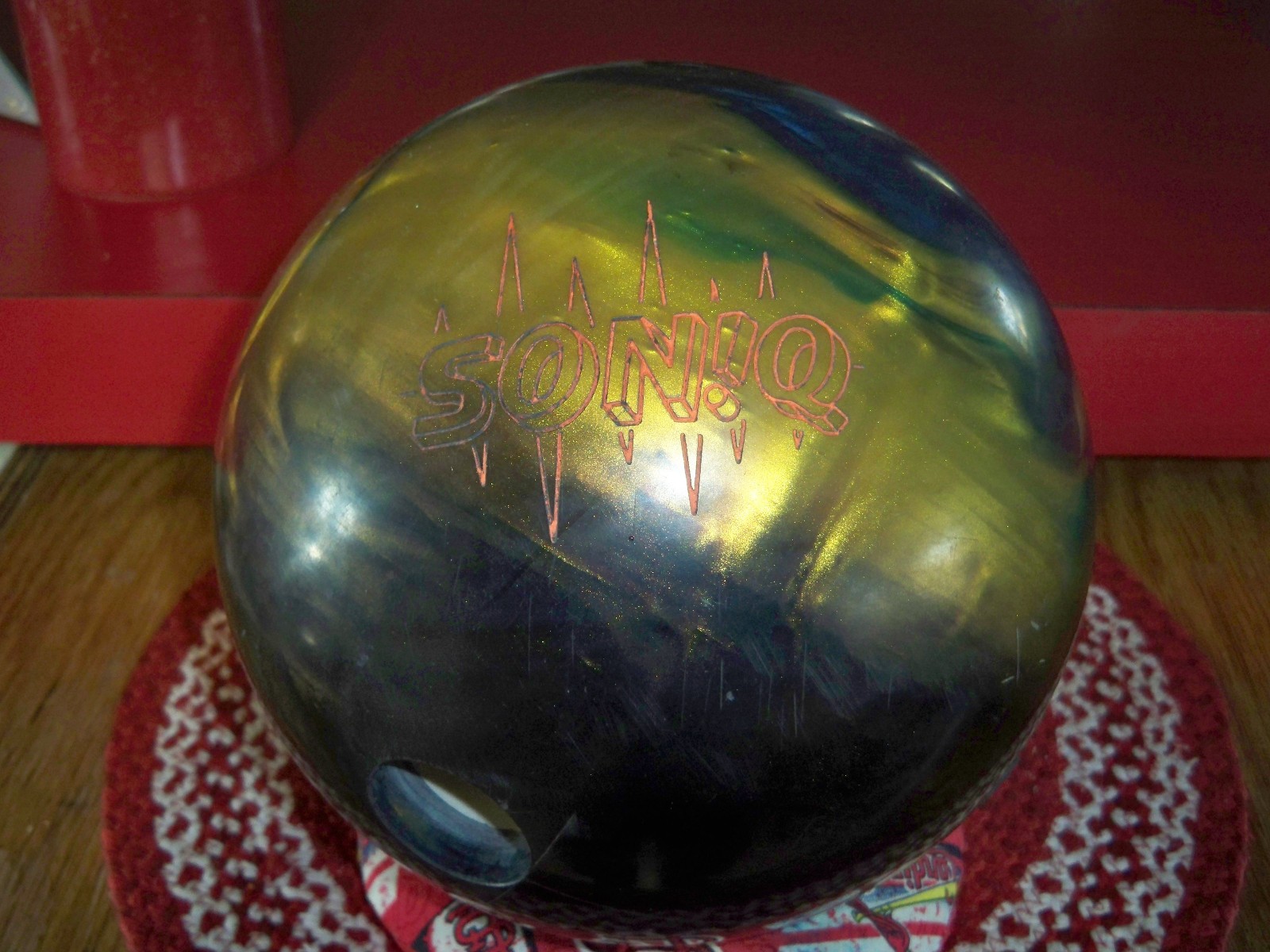 Storm Super Son!Q  bowling  ball 15 LB. + Pre-owned-FREE SHI