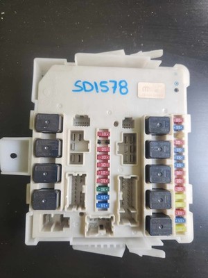 Engine Fuse Box NISSAN PATHFINDER 05 06 284B6-ZC00A