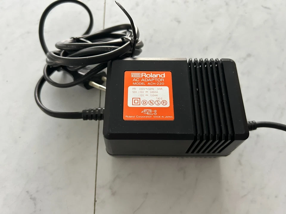 Roland Ach 220 Power Supply - Bild 2 von 3