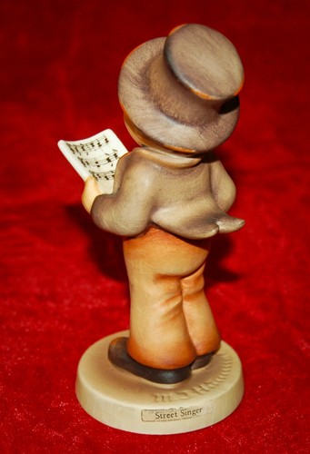 HUMMEL Porcelain Figurine "STREET SINGER" TMK5 In Hummel Box + COA - Picture 7 of 9