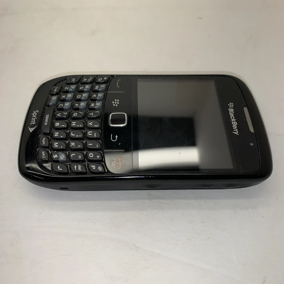 BlackBerry Curve 8530 - Black (Sprint) Smartphone - Image 4 of 4