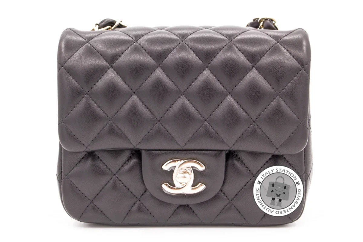 NEW Chanel A35200 Y04059 Classic CC Flap Black / 94305 Lambskin Mini  Shoulder Ba