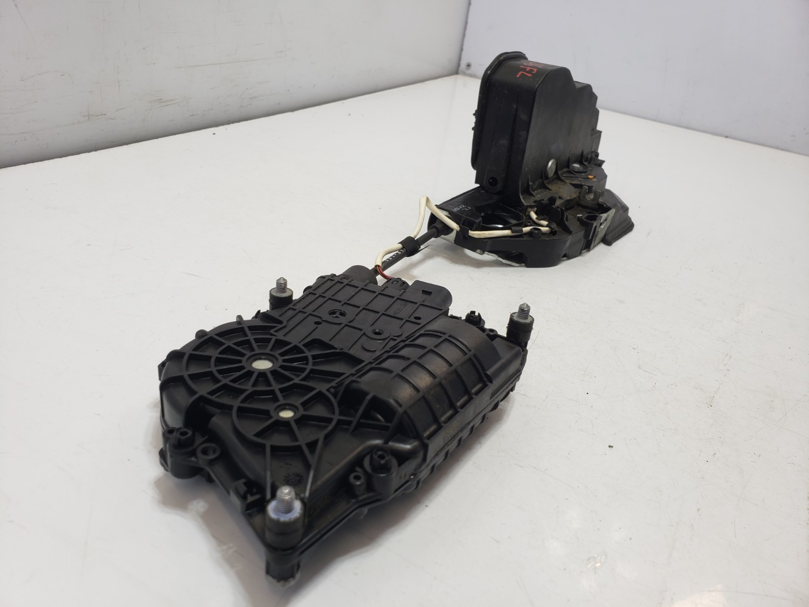 ✅ 10-14 OEM Rolls-Royce Ghost RR4 Front Left Driver Door Lock Latch Actuator