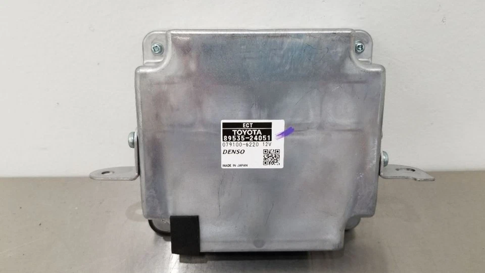 MÓDULO DE CONTROL DE TRANSMISIÓN 16 LEXUS RC F 8953524051 Foto 2 de 4