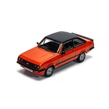Corgi Vanguards 1:43 Ford Escort Mk2 RS2000, Carnival Red Model Car