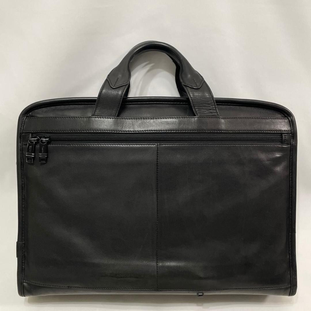 Outlet deal! Tumi Alpha2 Briefcase All Leather Black 96114Dh Outlet deal! Tumi Alpha2 Briefcase All Leather Black 96114Dh
