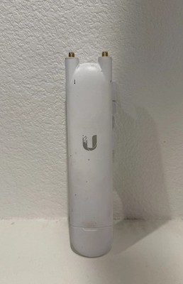 Ubiquiti UniFi AC Mesh Network Access Point - UAP-AC-M-US with POE no antennas