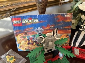 LEGO Pirates: King Kahuka's Throne (6262) Complete with Instructions Vintage