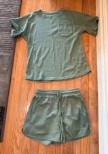 womens 2 piece green lounge set waffle knit shorts and top