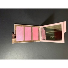 One/Size Cheek Clapper 3D Blush Trio Attentio...