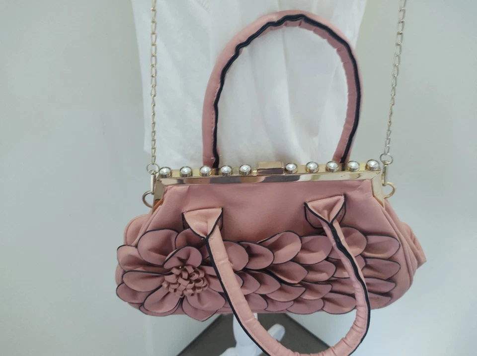 Beautiful 3D Flower Design Salmon Pink Double Handle Hand Bag With Long Chain. - image 3 of 4