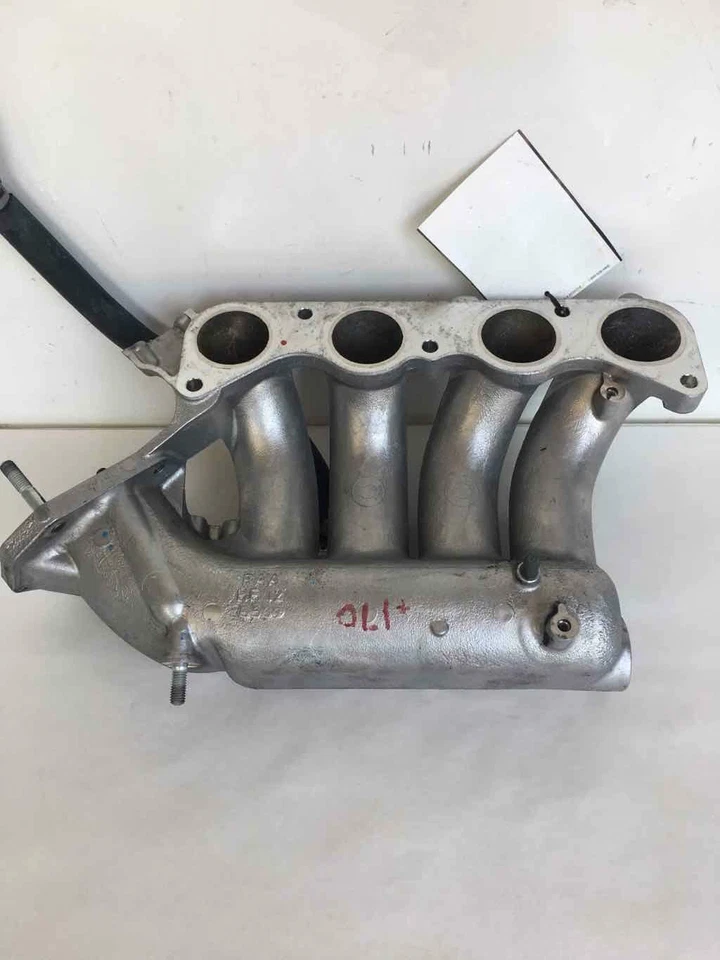 Colector de admisión del motor Honda Element 2003-2006 2,4 L OEM Foto 2 de 4