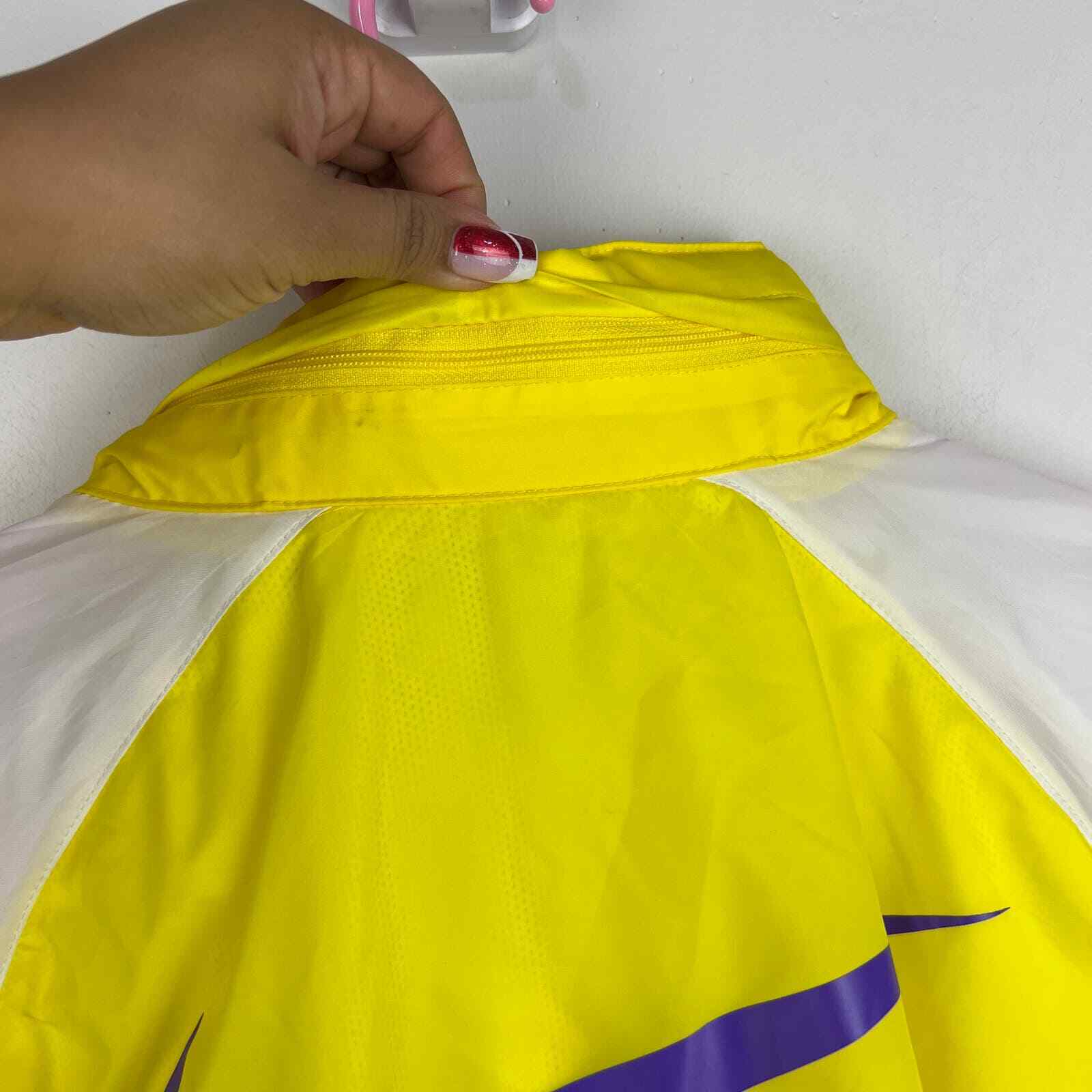 Nike Retro Inspired Colorblock Packable Windbreak… - image 6